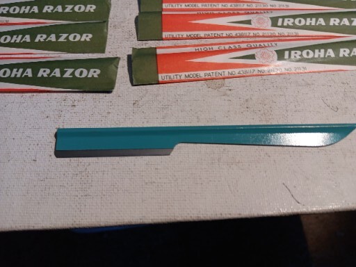 22 Vintage IROHA RAZOR Single Individually Wrapped JAPAN Patent 438117 ...