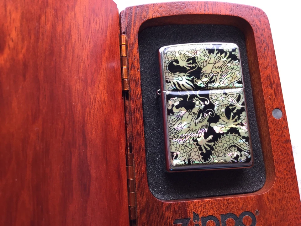 Zippo Feuerzeug Drache Perlmutt Special Edition in Holzbox - Bild 3 von 4
