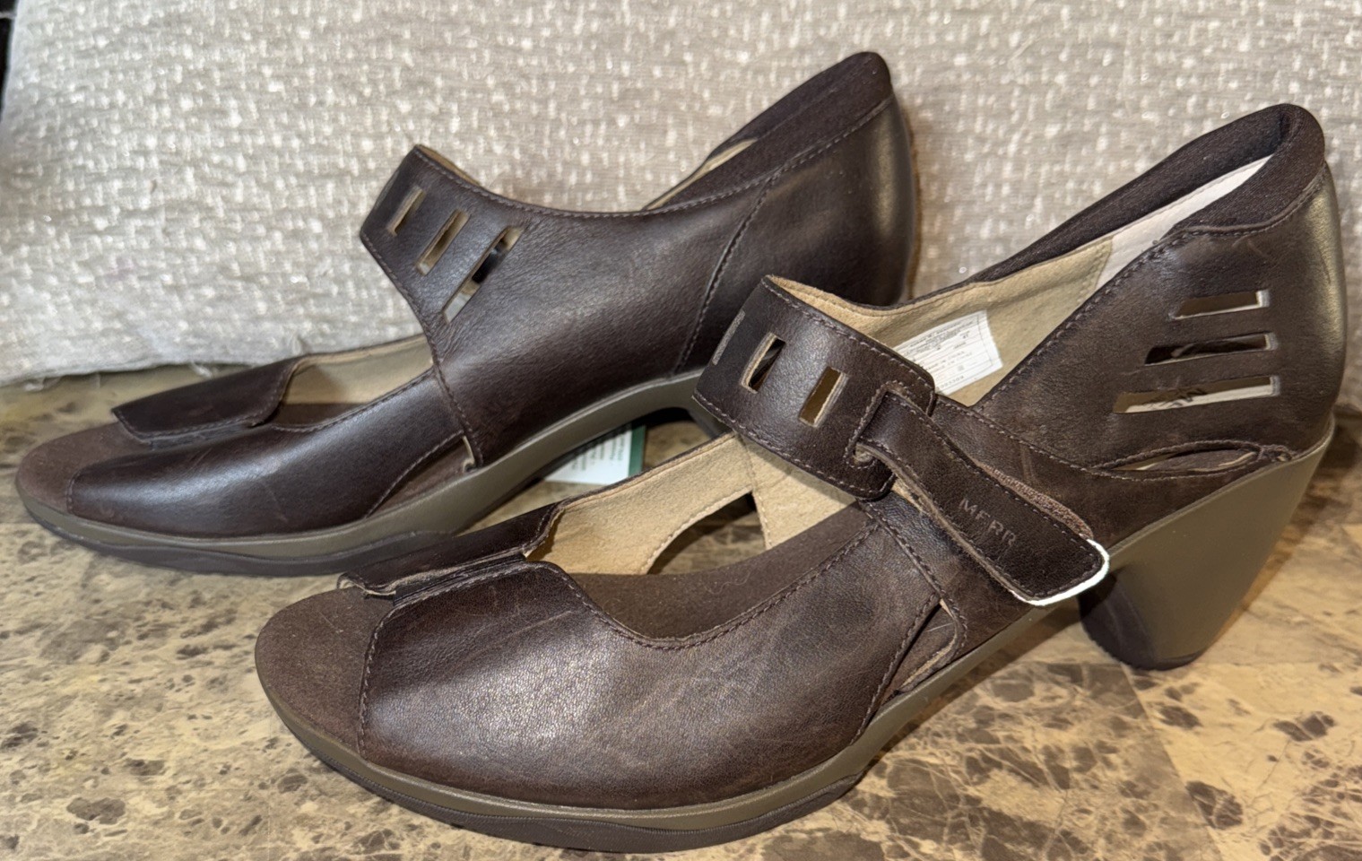 Merrell Evera taglia 10 marrone pelle tacco Mary Jane punta aperta