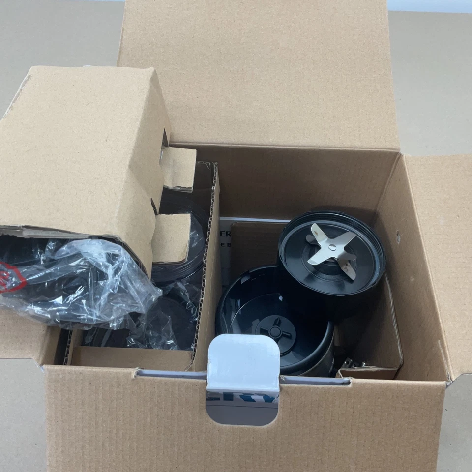 Juego de 10 licuadoras personales Farberware - Caja abierta - Batidora Foto 2 de 4