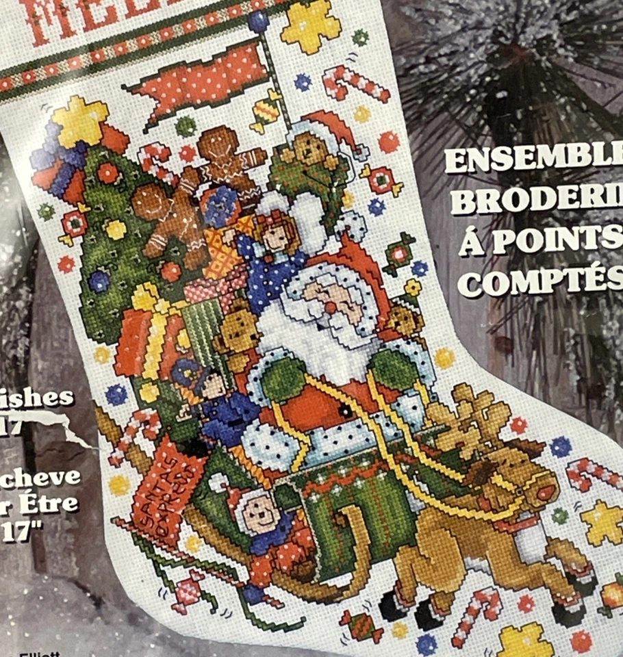 Cross Stitch Joan Elliott 圣诞袜套件圣诞老人驯鹿和玩具雪橇 — 第 3/3 张图片
