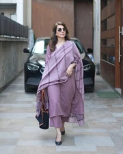 Gosriki Women'S Rayon Blend Straight Solid Kurta With Pant & Dupatta (Raja Sa...