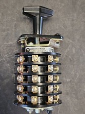 INTERRUPTOR ELÉCTRICO 24205B SERIE 24 INTERRUPTOR GIRATORIO