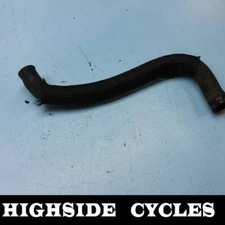 1077 05-06 SUZUKI GSXR1000 LEFT RADIATOR HOSE OUTLET ENGINE COOLANT WATER PIPES