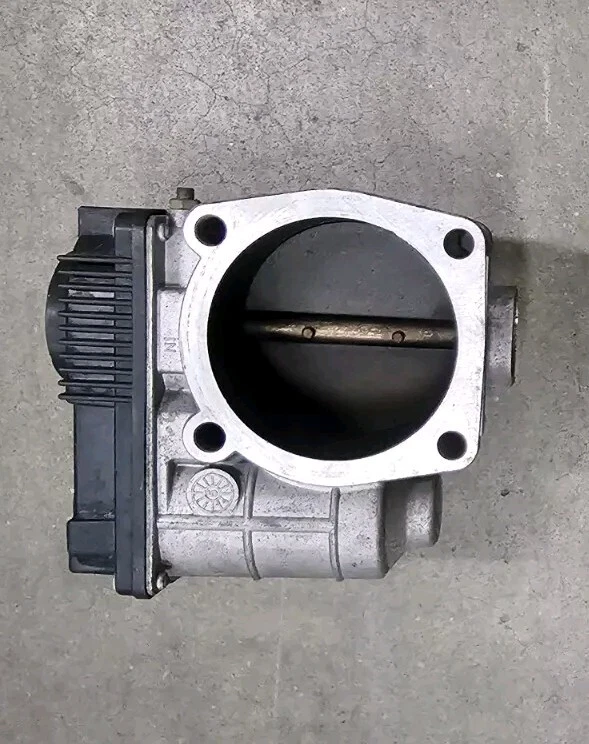 Conjunto de carrocería del acelerador OEM para Infiniti G35 2005 revoluciones Foto 2 de 3