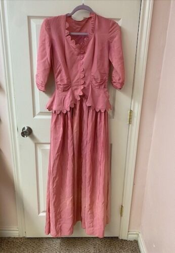 Vintage 1930s pink rayon dress