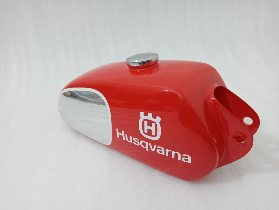 HUSQVARNA 1974 CR 250 WR 250 MAG Repro Red Painted Aluminium Petrol Tank+ Cap - Image 3 of 4