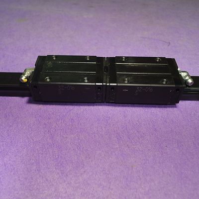 NSK LS200820AL2-S03PNT+820mm Liner Bearing 3Z016 1Rail 2Block, USED
