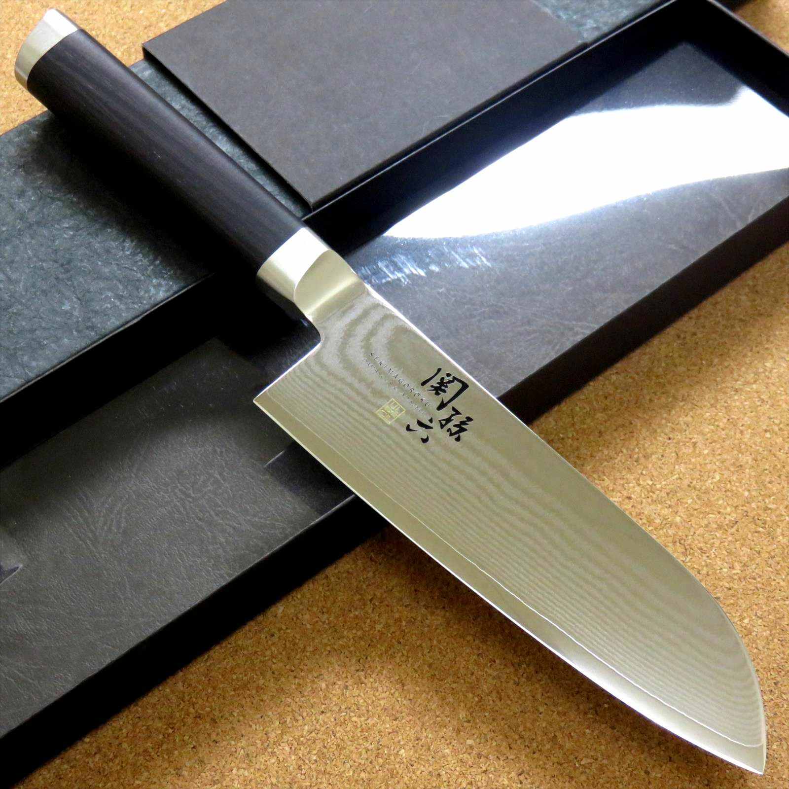 Japanese KAI SEKI MAGOROKU Kitchen Santoku Knife 145mm 6 in Damascus