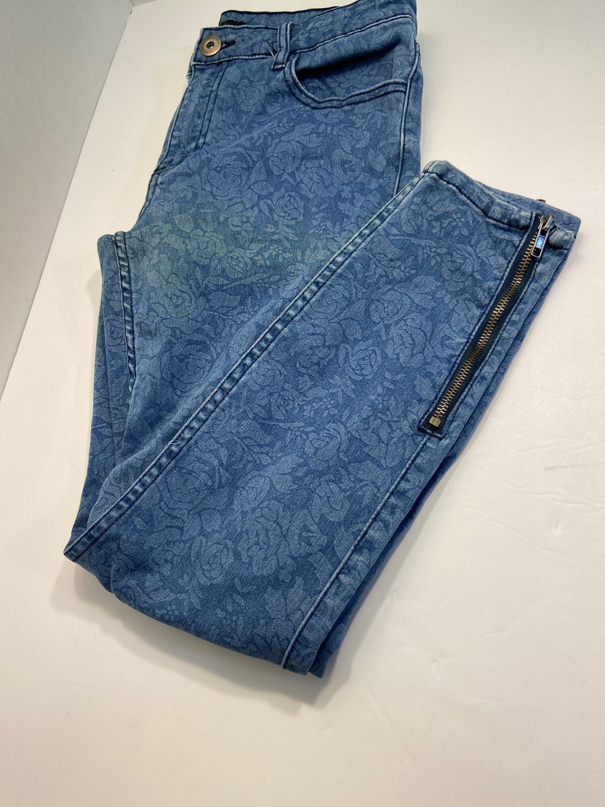 size 24 jeans in us