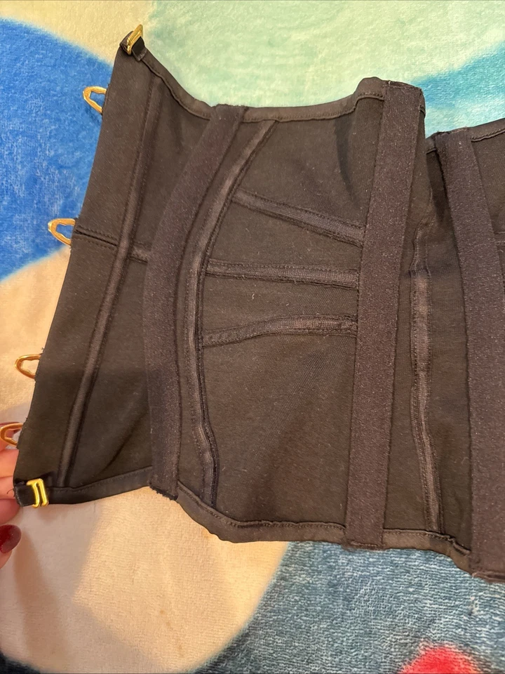 Agent Provocateur Sz 4 Black Waspie / Belt / Corset NWOT - Image 4 of 4