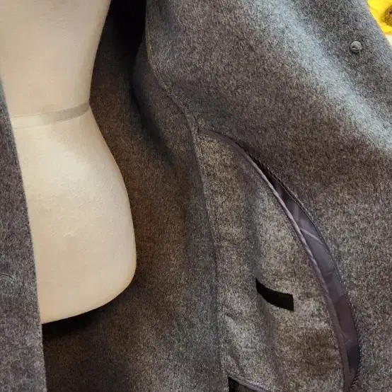 Uniqlo Long Coat, Size 55-66, New, Stylish & Light thumbnail 5