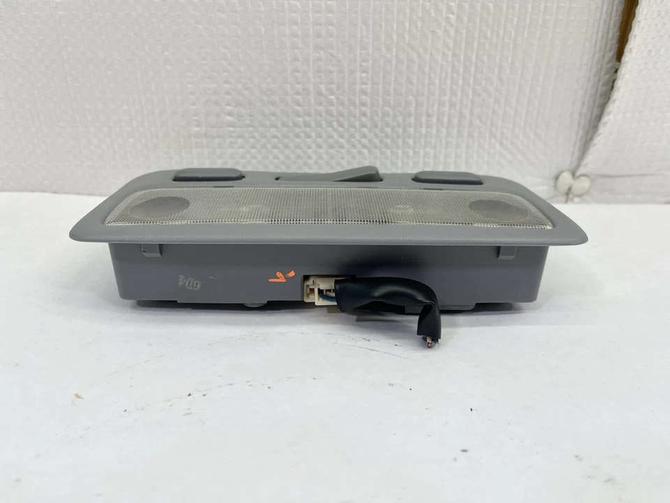 1996-2000 TOYOTA RAV 4 CÚPULA INTERIOR SUPERIOR MAPA LUZ - Sem teto solar - Imagem 2 de 4