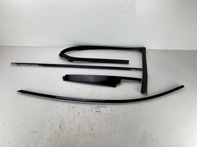2018-2024 JAGUAR E-PACE FRONT RIGHT PASS SIDE EXTERIOR TRIM SET FOR DOOR OEM