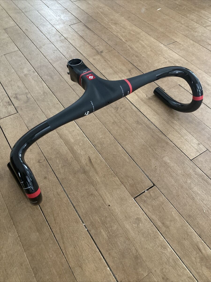Bontrager XXX OCLV Carbon Integrated Bar/Stem 42cm x 120mm Bontrager XXX OCLV Carbon Integrated Bar/Stem 42cm x 120mm