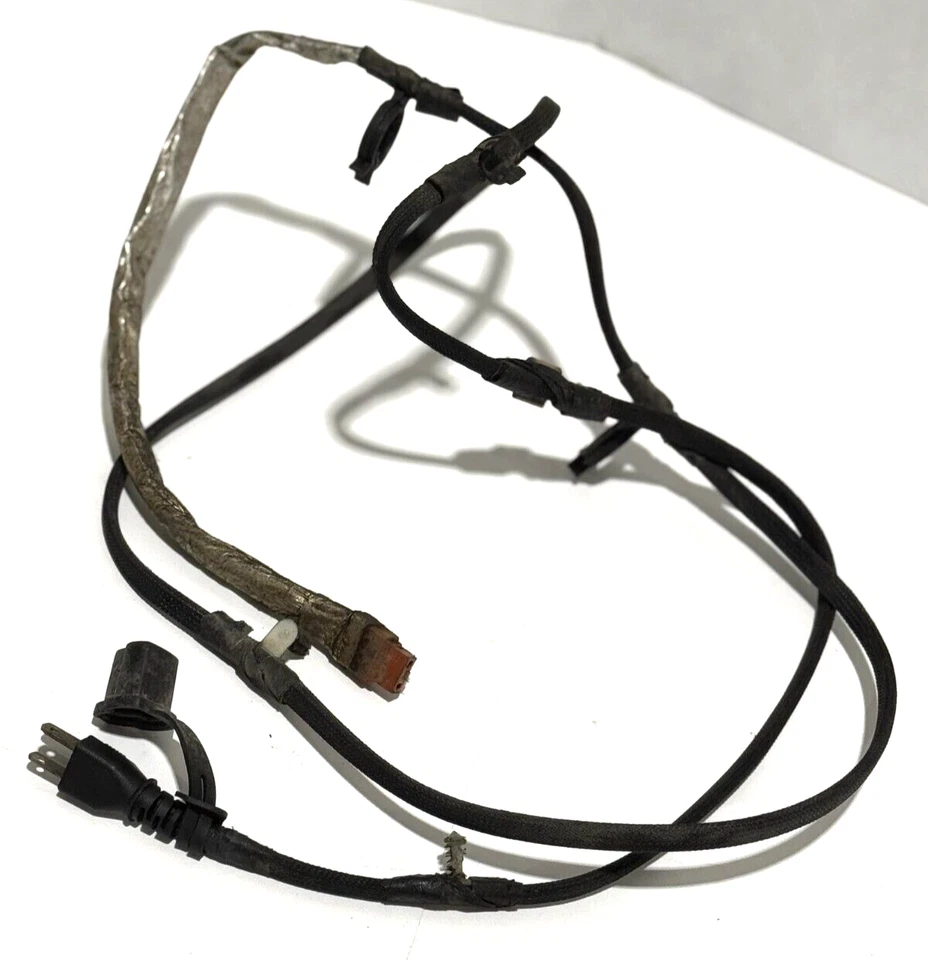 2011 Ford Escape 2.5L Auto AWD Block Heater Wiring Harness Assembly - OEM - Image 4 of 4
