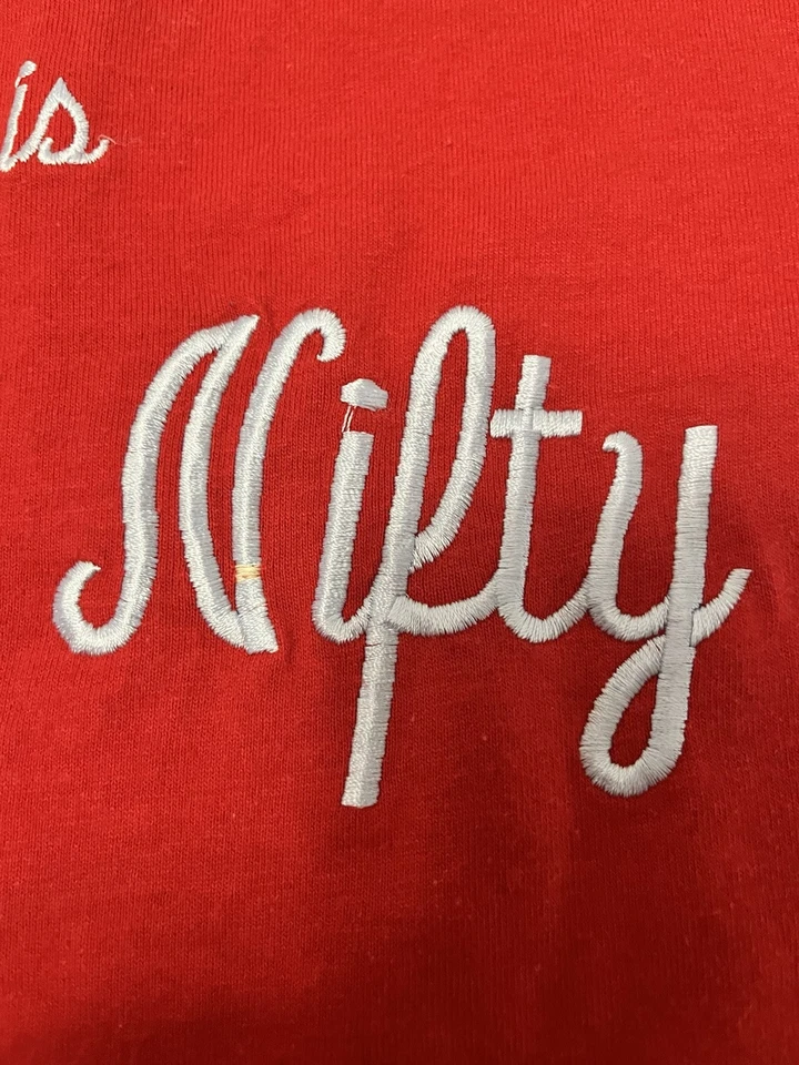 Camisa De Colección 50/50 Fifty 50 Is Nifty Bordada Pantalla Roja Estrellas L Cumpleaños EE. UU. Foto 3 de 4