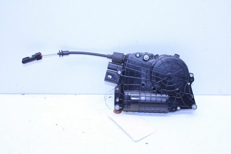 Atuador de porta dianteira direita 2011-2016 BMW 528i 535i 550i M5 51217185692 OEM usado - Imagem 2 de 4