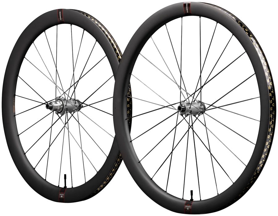Reserve 4249 SL Turbulent Aero Wheelset 700c Disc Centerlock 12x100 12x142 676890₽