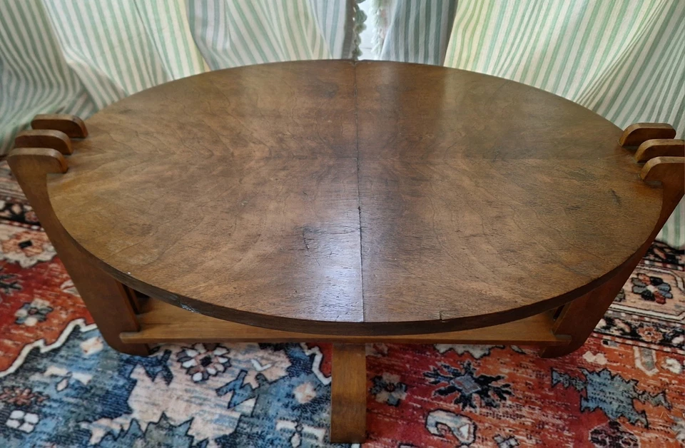 Mesa auxiliar ovalada vintage francesa Art Deco de nogal con chapa de burl a juego 30" Foto 2 de 4