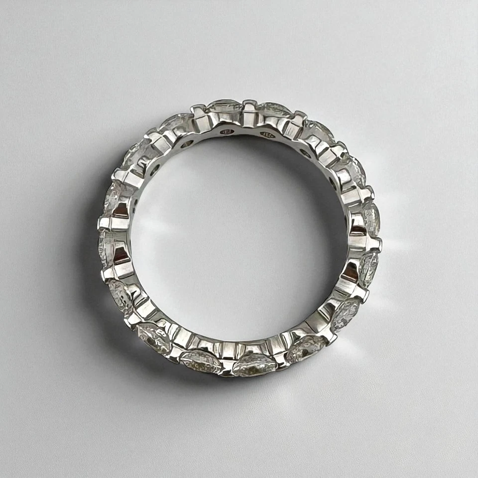 Estate 14K White Gold Eternity Band Round Brilliant Diamonds 1.60ctw Size 4.5 - Image 3 of 4