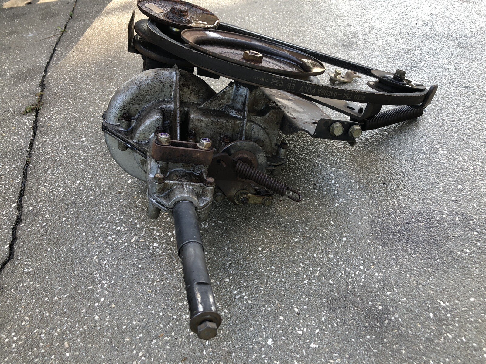 Craftsman T1600 MTD Transmission Trans axle auto drive belt driven 618