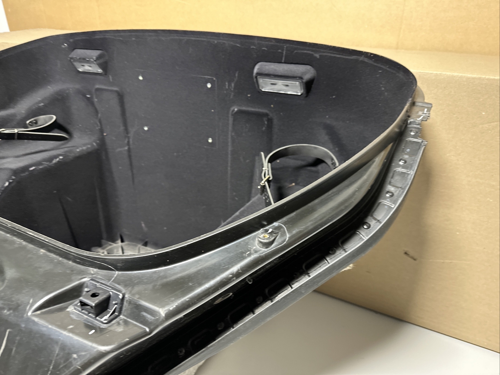 2020 2021 2022 FERRARI F8  Front Trunk