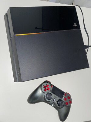 PS4 Konsole + Impact Scuf + Drei Spiele (USK ab 18).    VB