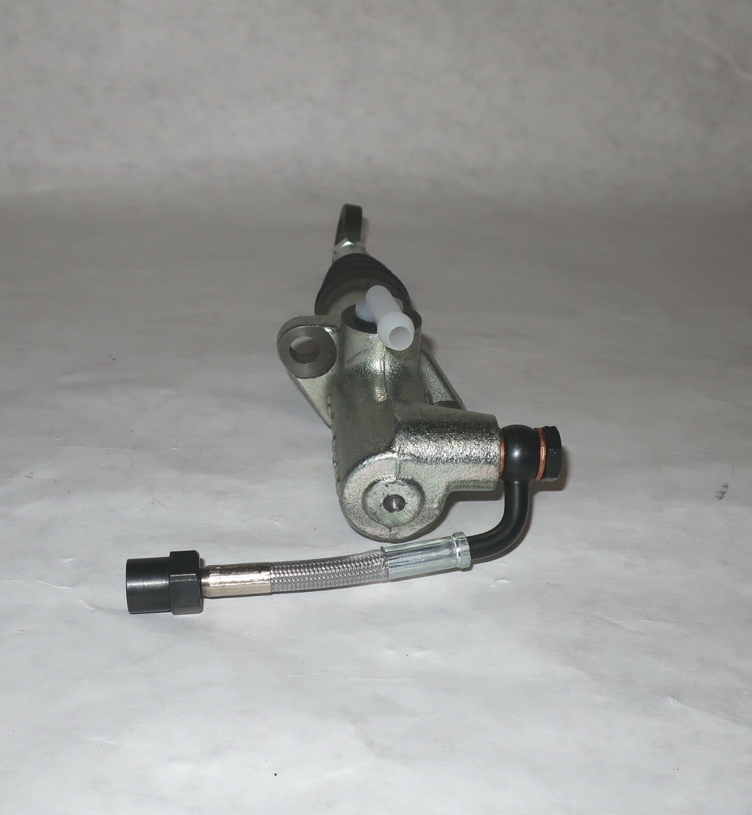 Maserati Biturbo  CLUTCH MASTER CYLINDER  pump GETRAG 4.24 Ghibli II Shamal