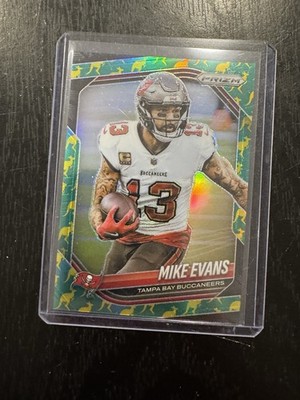 2025 Panini Football Prizm Mike Evans Kangaroo /61 #225 Tampa Bay Buccaneers