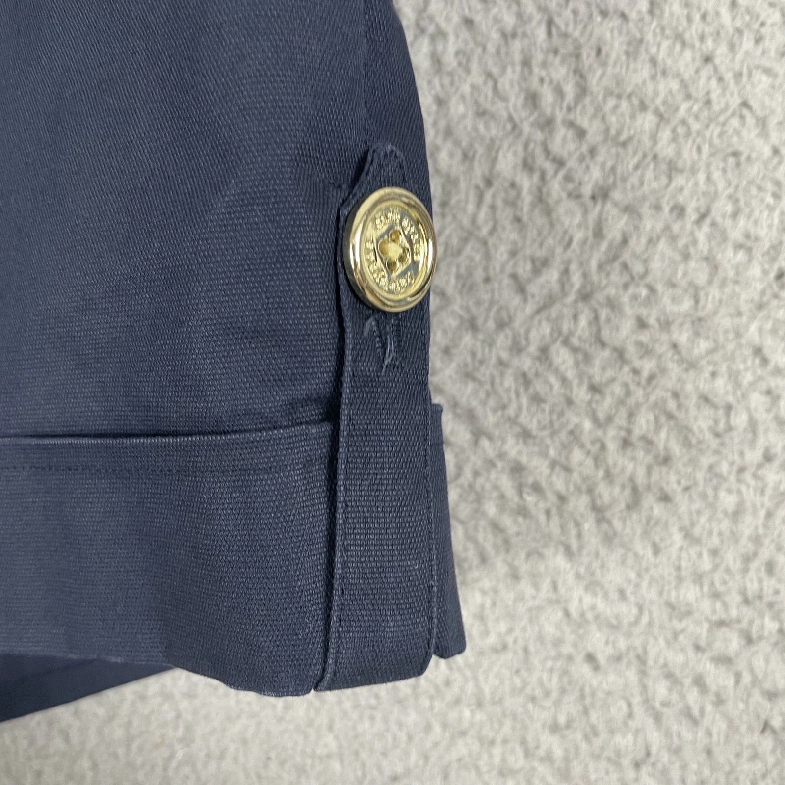 Pantaloncini Kate Spade donna 4 blu navy con polsini fiocco schiena bottoni oro classici preppy