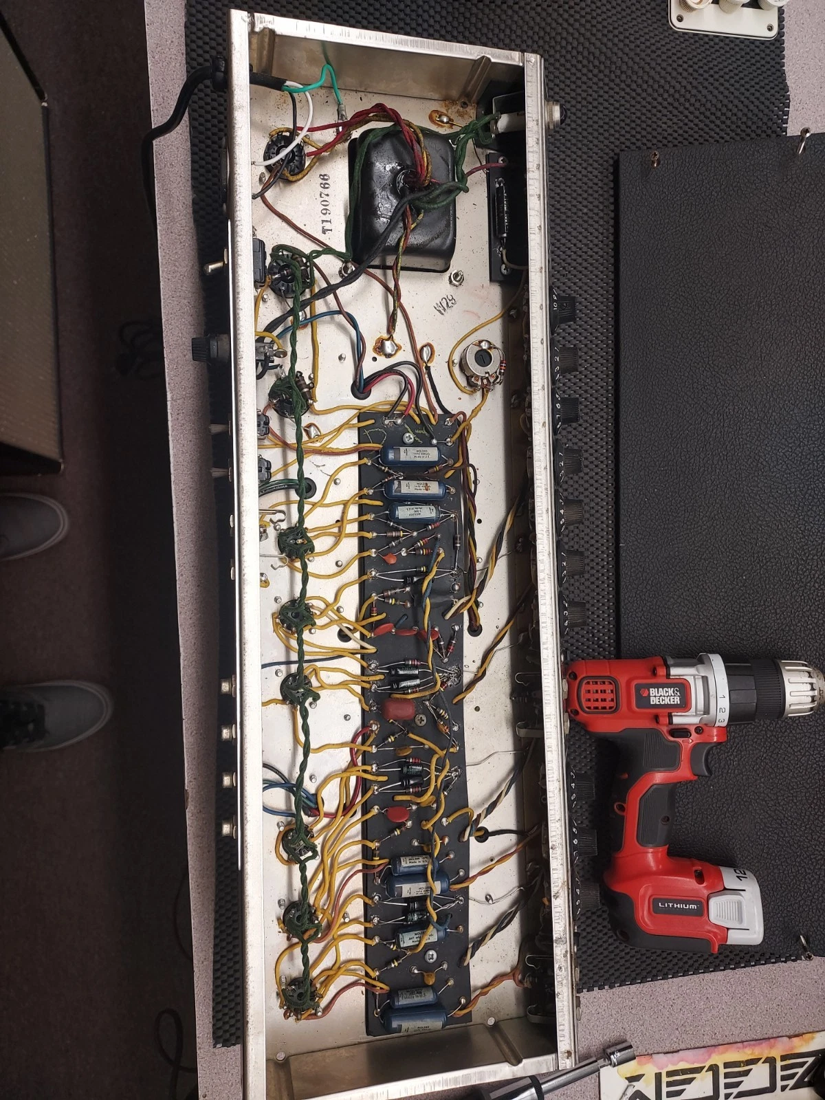 Picture 16 of 24