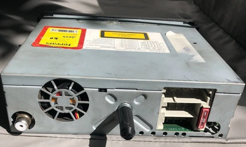 Ferrari Cascade BE6112 Radio Navigationssystem Bluetooth aus einem F430 Bj. 2009 - Bild 3 von 4