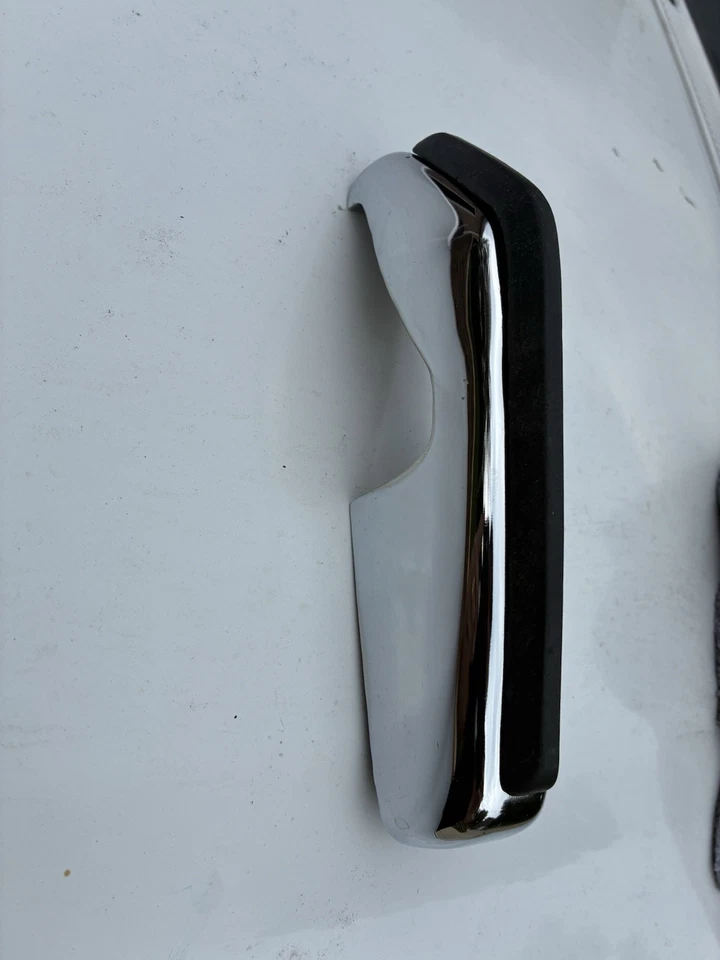 Nuevo de Lote Antiguo Ford 1972 Gran Torino Ranchero Protector de Parachoques Delantero Derecho con Almohadilla Arañazos Menores Foto 2 de 4