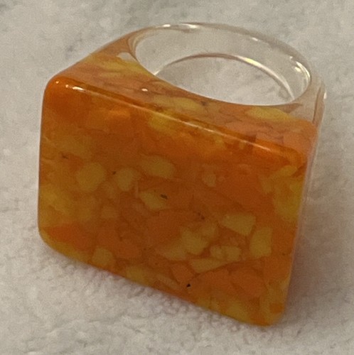 Lucite Orange Confetti Ring Size 6 - Picture 3 of 4