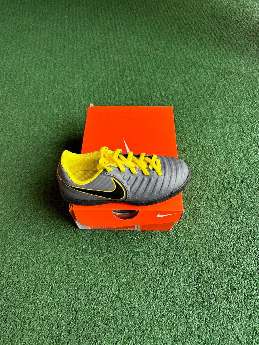 nike jr legend 7 club ic