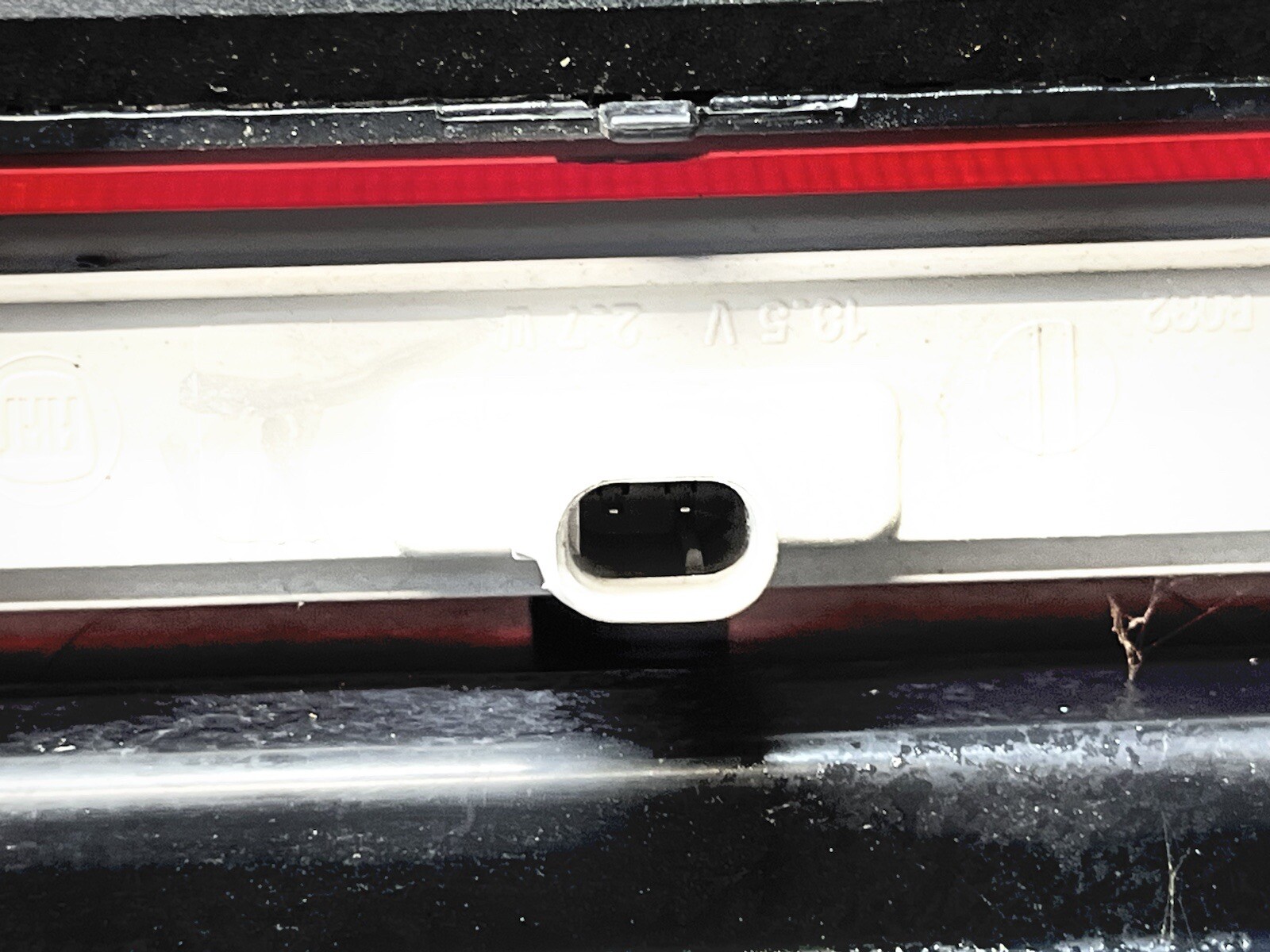 ⭐️2017 - 2020 MASERATI LEVANTE LIFTGATE BACK DOOR ROOF UPPER SPOILER -BLACK- OEM