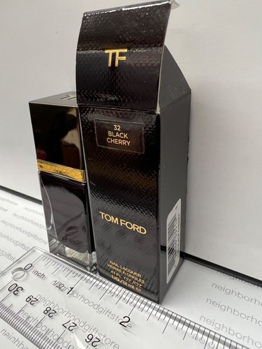 TOM FORD Nail Lacquer 0.41oz/12ml # 32 BLACK CHERY 100% AUTHENTIC NEW BOX RARE! - Picture 5 of 5