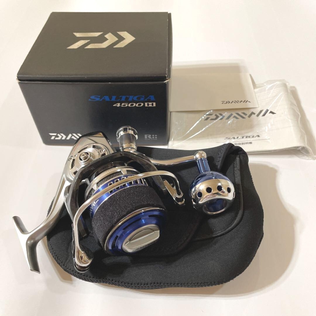 Daiwa Saltiga 4500H /fishing /Reel /Some scratches and stains  