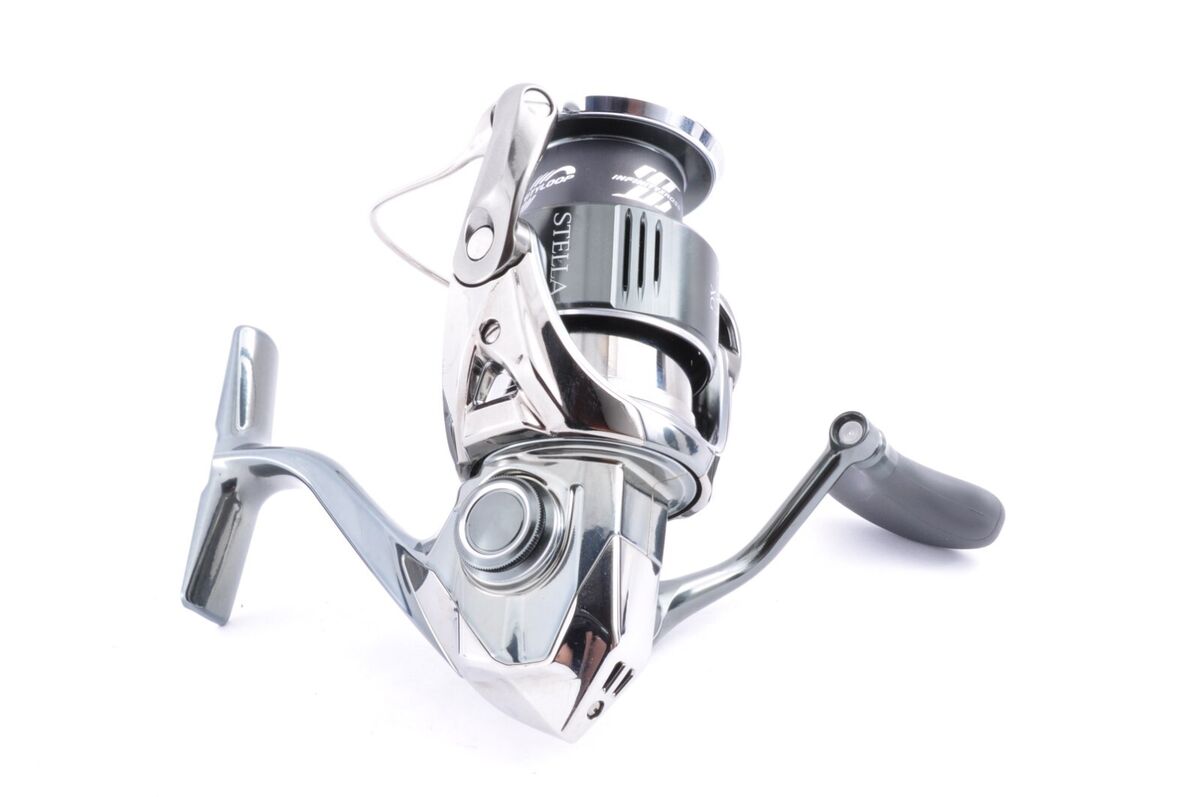 Shimano 22 STELLA C3000XG 6.4 Spinning Reel from Japan 