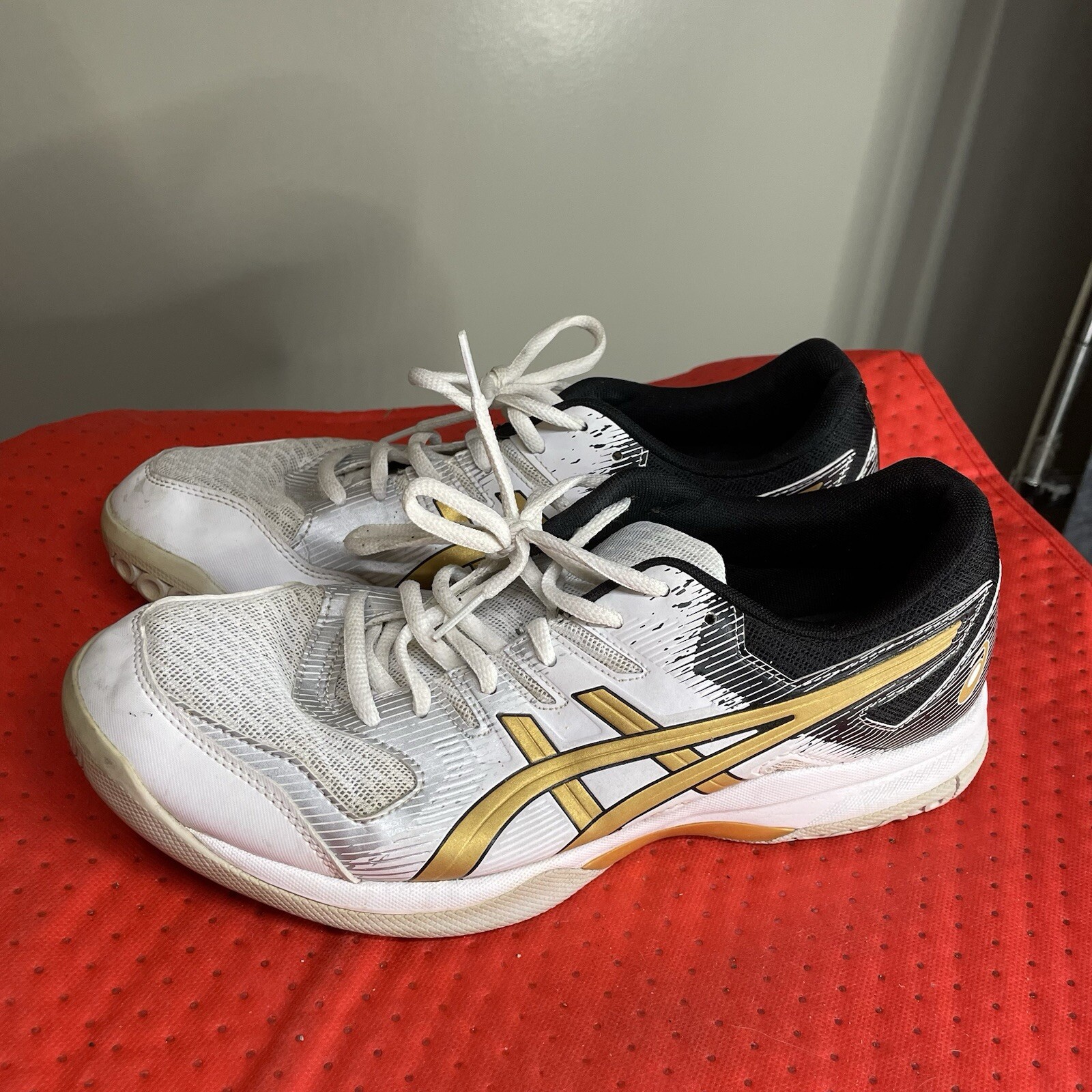 Asics Gel-Rocket 9 White/Pure Gold Men Medium Women’s… - Gem