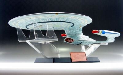 Aoshima Star Trek 1/2000 USS Enterprise NCC-1701-D TV Color