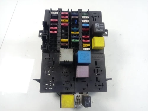 7703297587 Caja Reles/Fusibles para RENAULT  2002 6905398 - Imagen 1 de 3