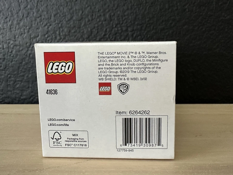 Brand New & Sealed LEGO BrickHeadz Benny (41636) Exclusive 2532/5000 - Image 4 of 4