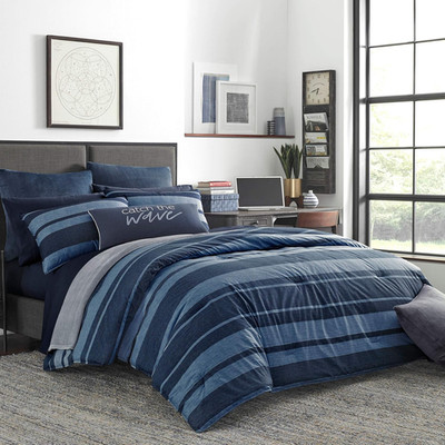 - King Comforter Set, Reversible Cotton Bedding with Matching Shams, Medium-Weig