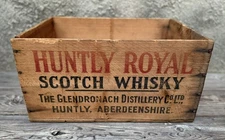 Rare Vintage Huntly Royal Scotch Whisky INTACT Wood Crate Glendronach Distillery