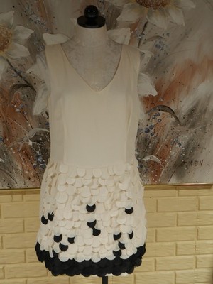 NWT NICOLA POLYESTER SZ LARGE SHORT DRESS TWO TONE BEIGE WITH FLUTTERING CIRCLES
