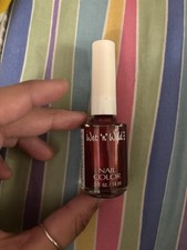 Wet n Wild Red Nail Polish 0.5 fl oz / 14 ml