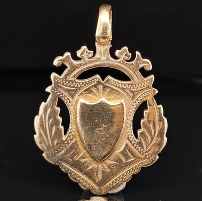 9K Gold CREST SHIELD British Charm Pendant Fob Vintage 5 Grams United Kingdom