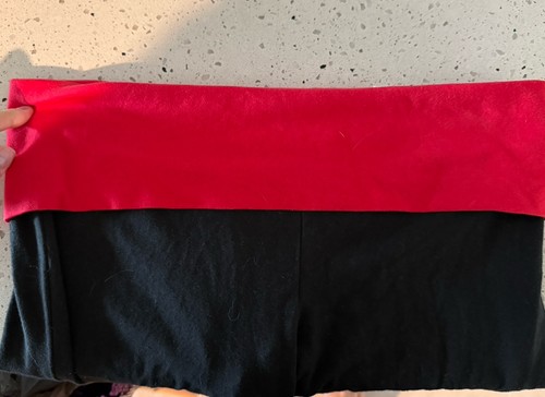 VICTORIA’S SECRET PINK YOGA BLING SEQUIN FOLDOVER LEGGINGS LARGE RED BLACK NWT - Picture 8 of 8